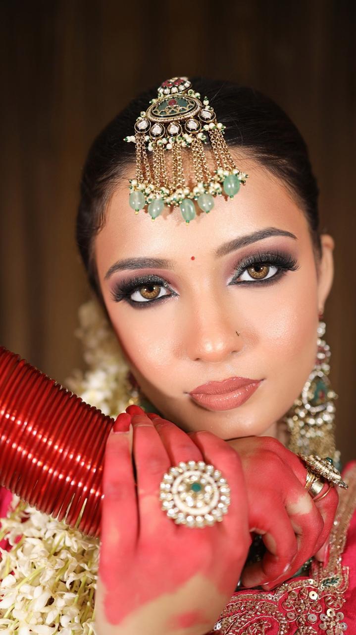 Neha Beauty Salon